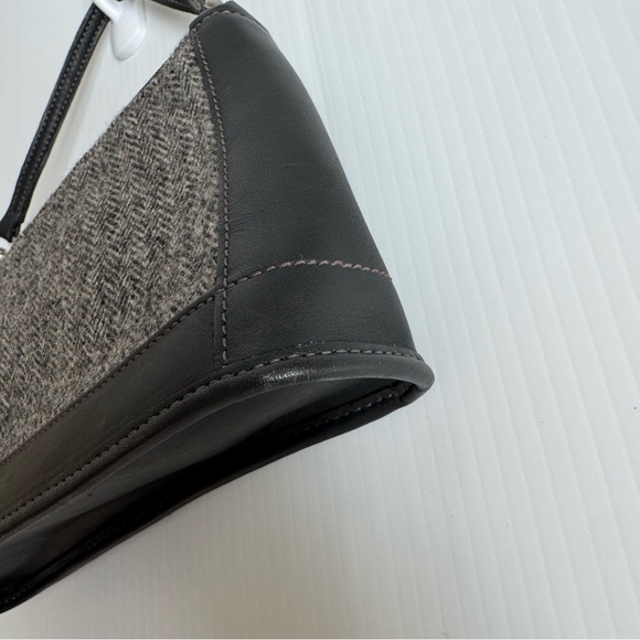 Y2K Coach brand Bleecker tweed herringbone wool and leather Black &Gray Mini Bag - Picture 4 of 10